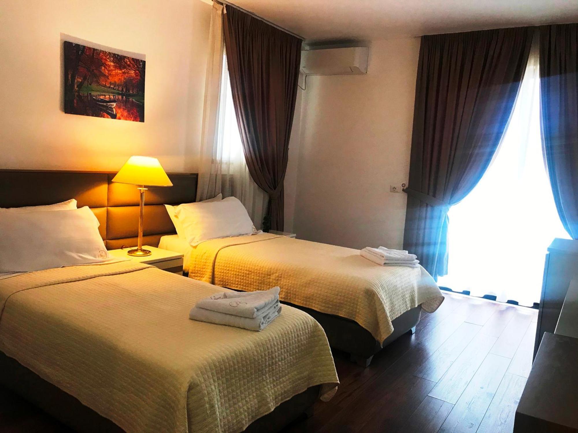 Chateau Linza Resort Tirana Exteriér fotografie