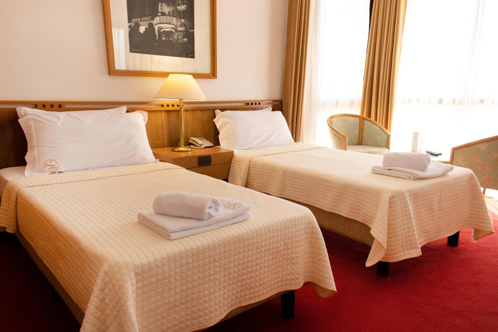 Chateau Linza Resort Tirana Exteriér fotografie