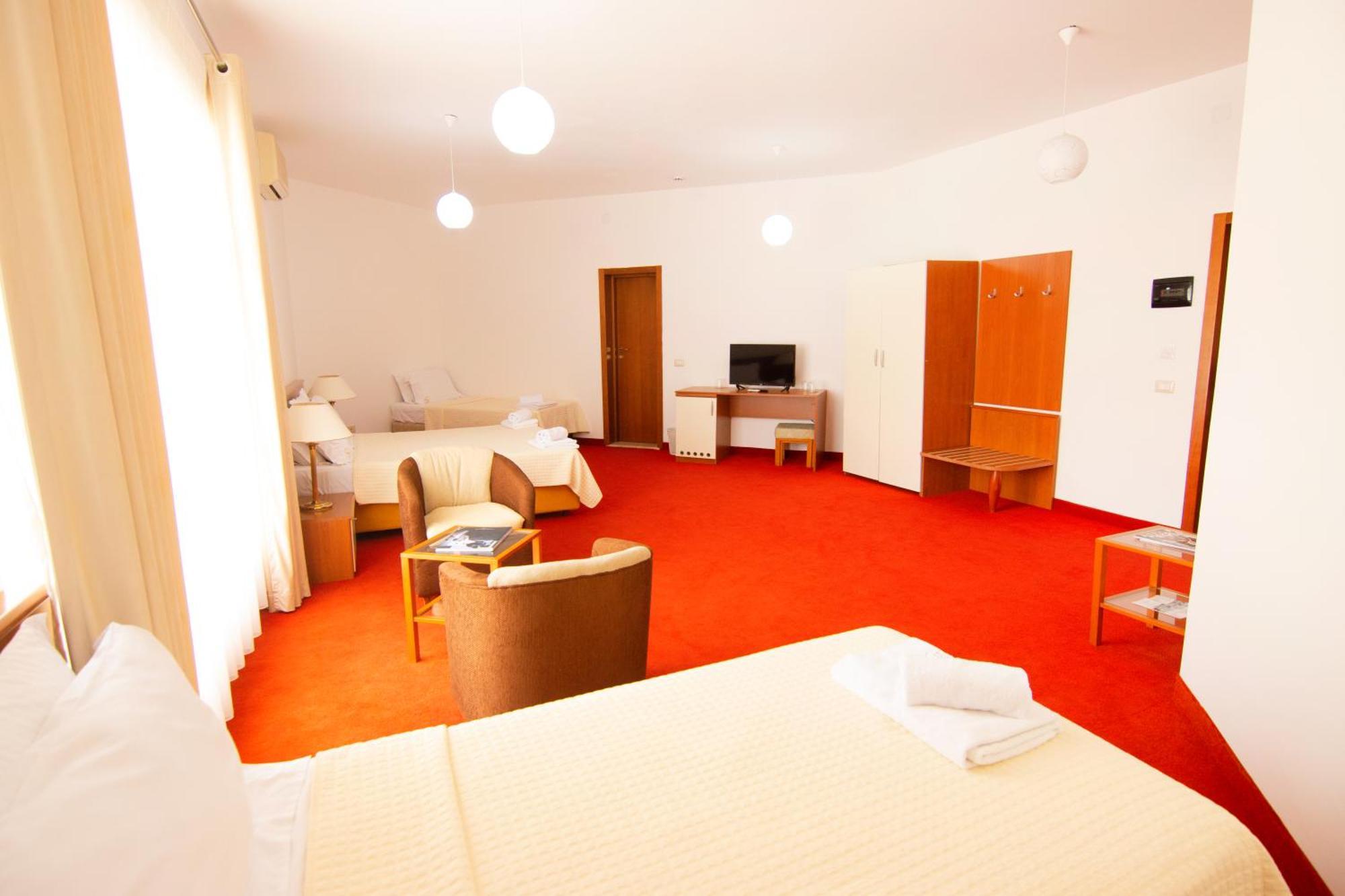 Chateau Linza Resort Tirana Exteriér fotografie